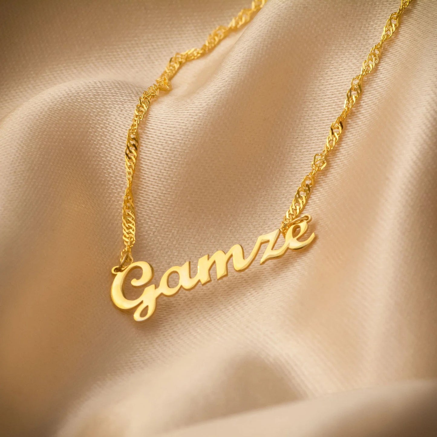 Burgu Zincir İsim Kolye